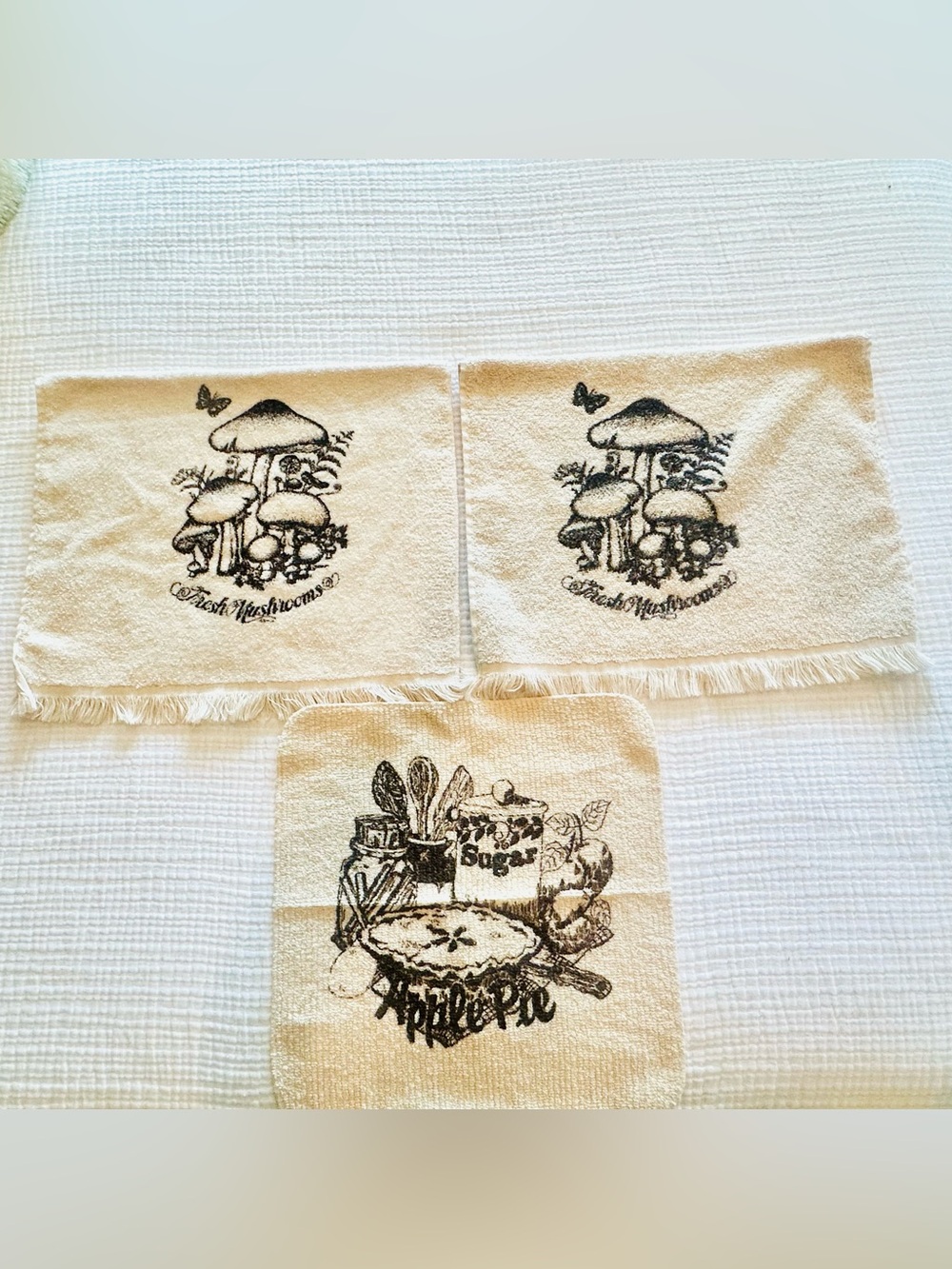 VTG Cannon 70's "Fresh Mushrooms" (2) Hand Towels & "Apple Pie"  Dish Cloth